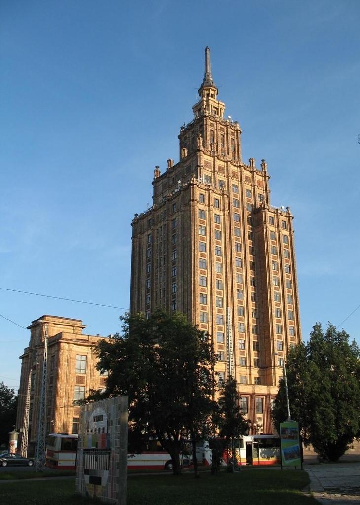 Premium Apartment In Quiet & Historical Area Riga Ngoại thất bức ảnh